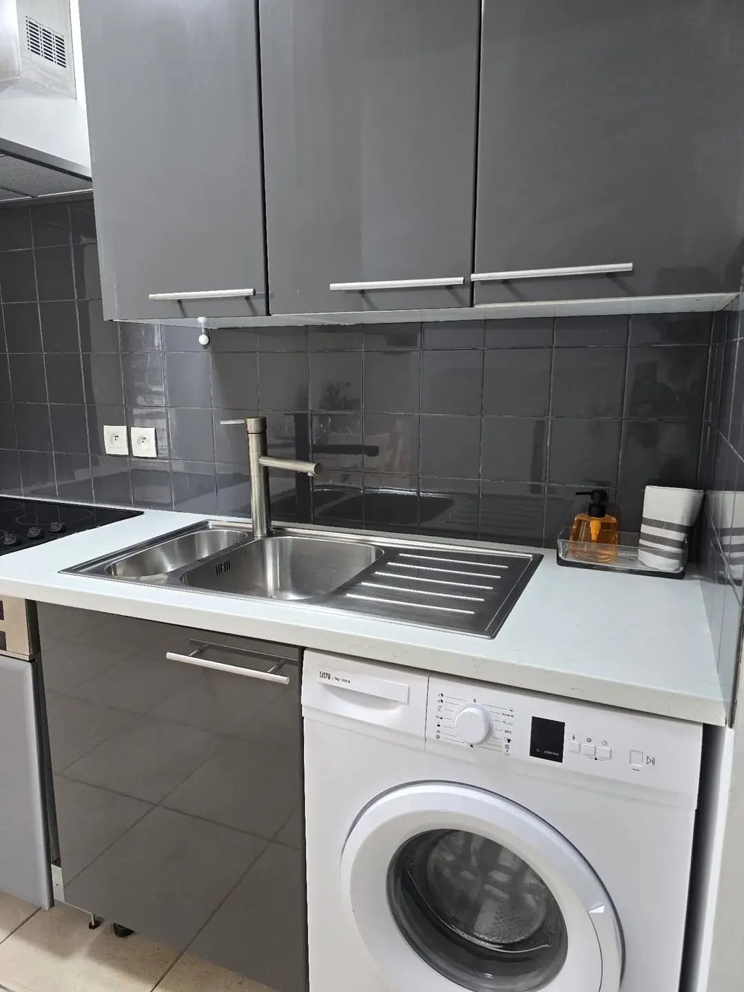 Appartement à louer, 65m², Marseille 8ème