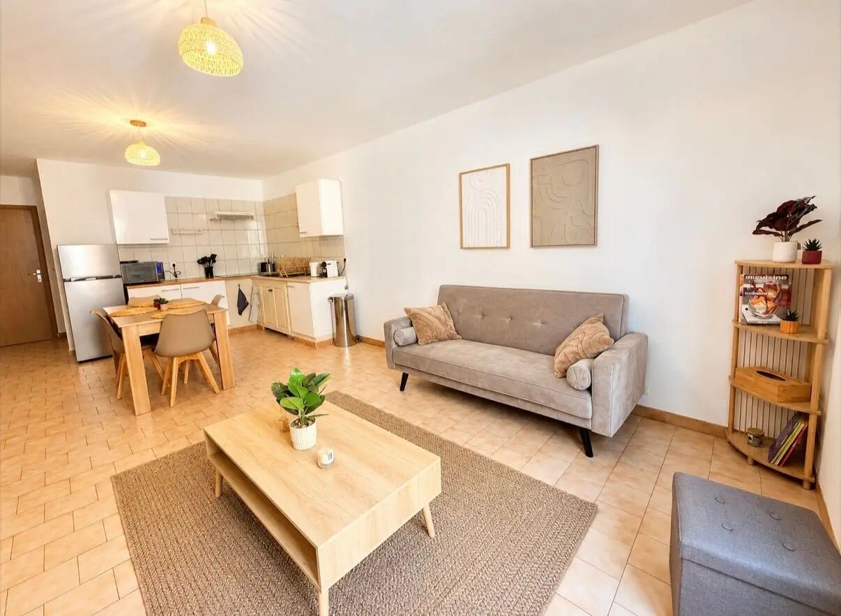 Appartement à louer, 65m², Castellane