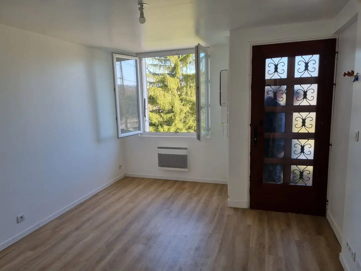 Appartement à louer, 45m², Béguey
