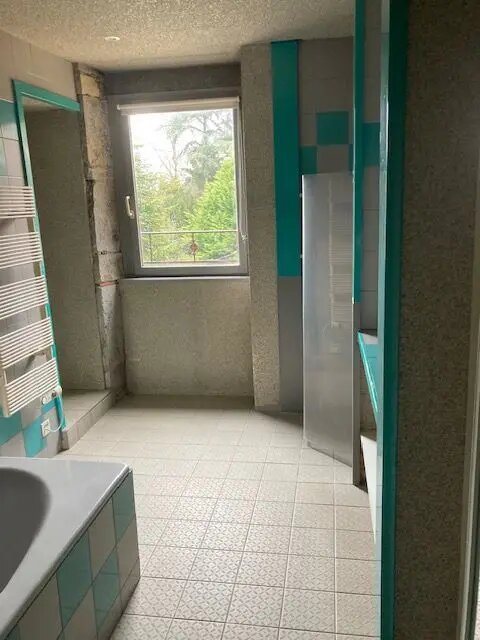 Appartement à louer, 175m², Fontaines-Saint-Martin