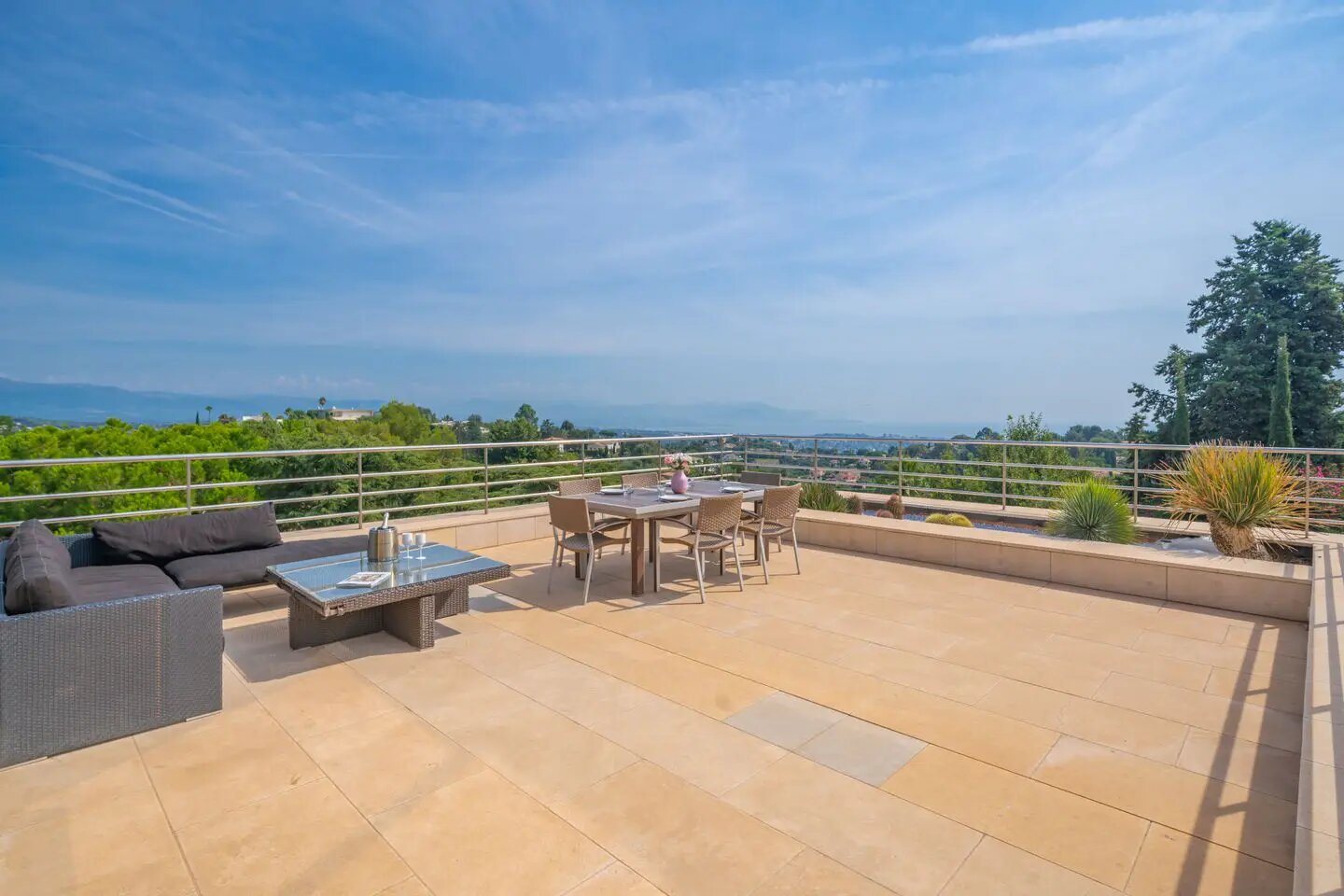 Maison à vendre, 400m², Vallauris