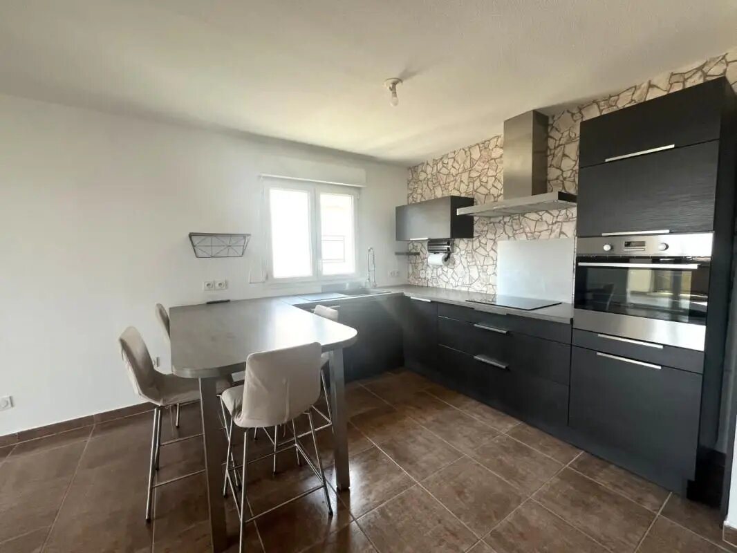 Appartement à louer, 61m², Borgo