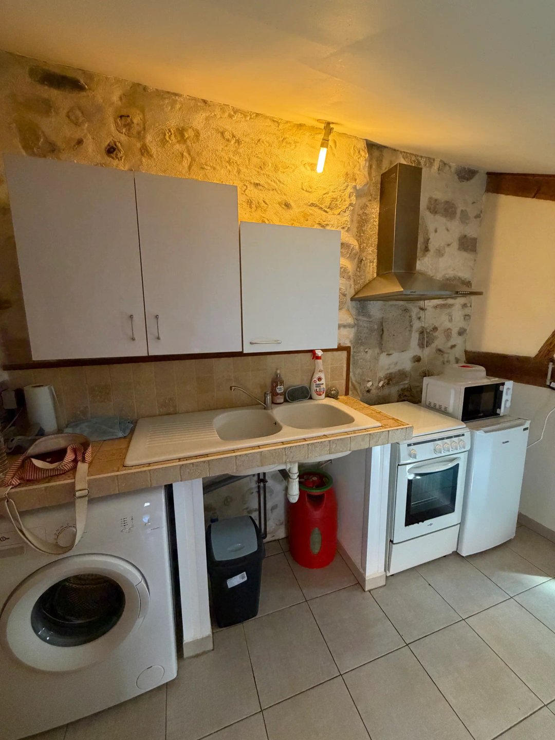 Appartement à louer, 18m², Lodève