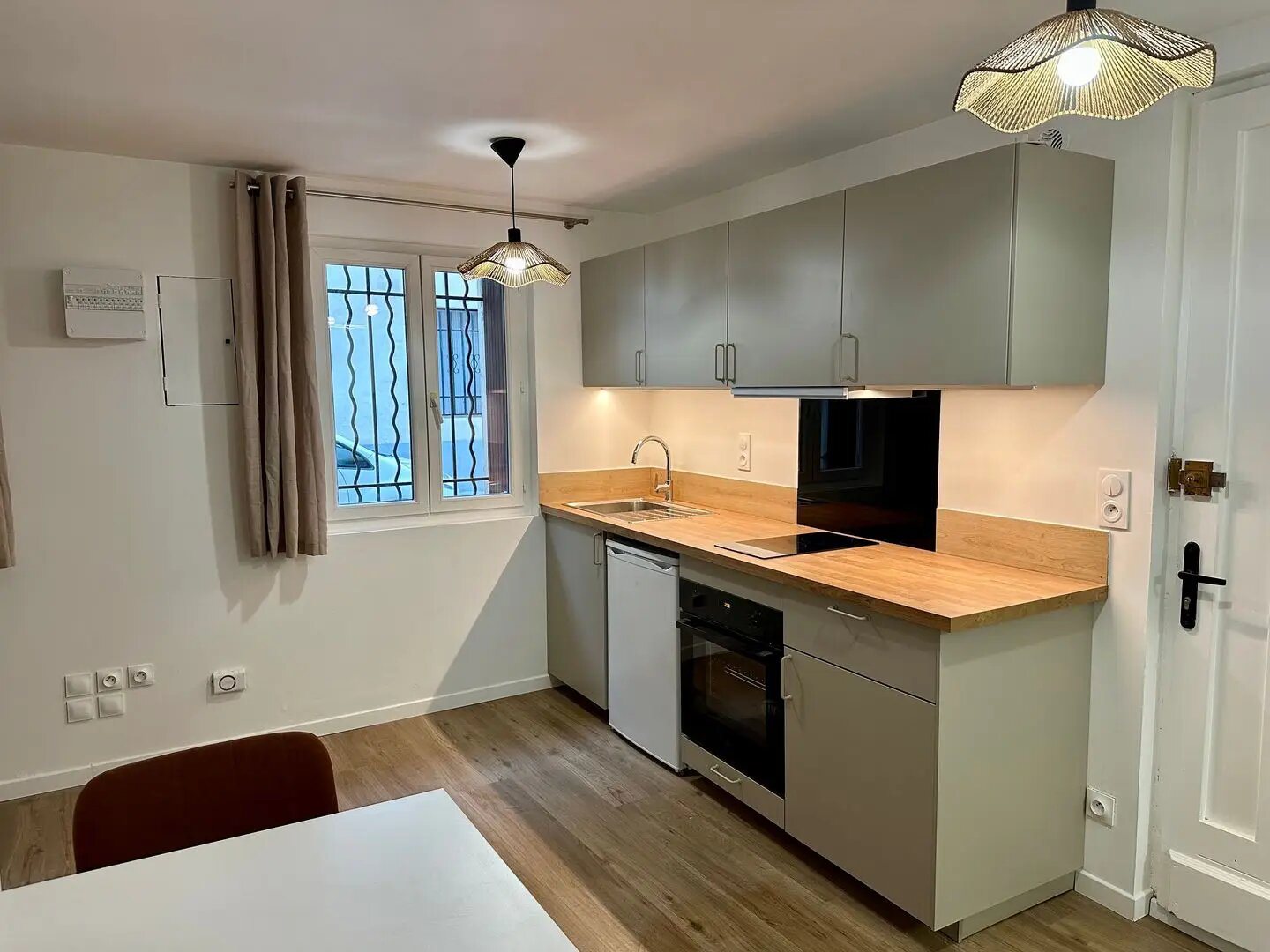 Appartement à louer, 34m², Nîmes