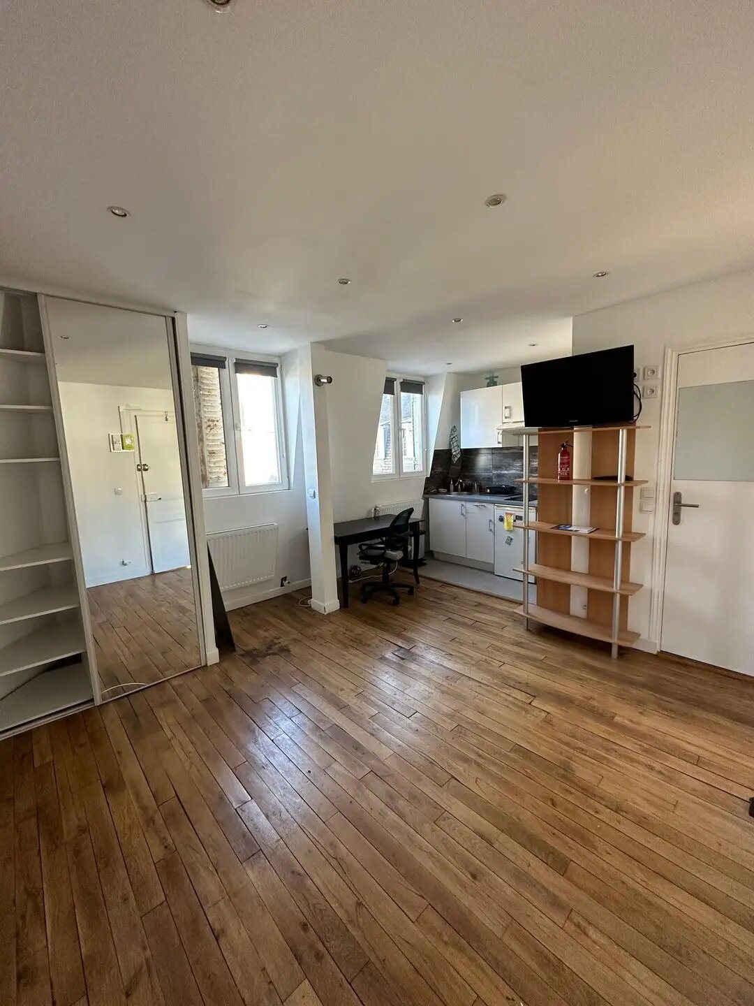 Appartement à louer, 19m², Paris 16ème