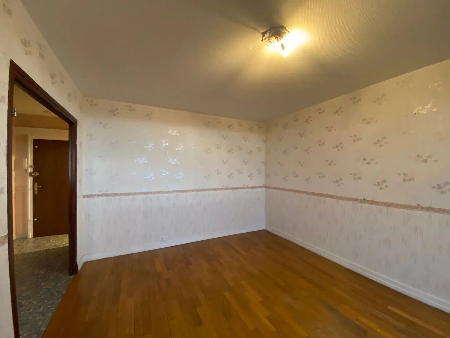 Appartement à louer, 55m², Néris-les-Bains