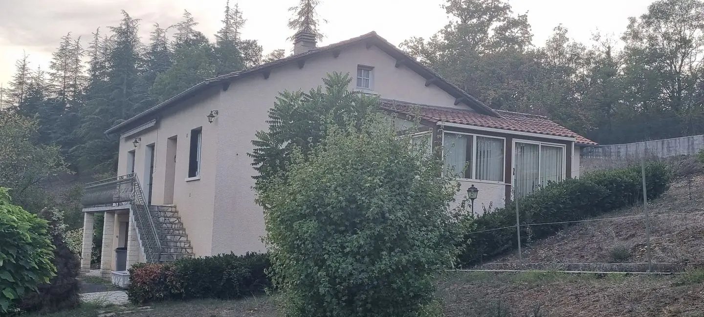 Maison à vendre, 145m², Saint-Martial-de-Valette