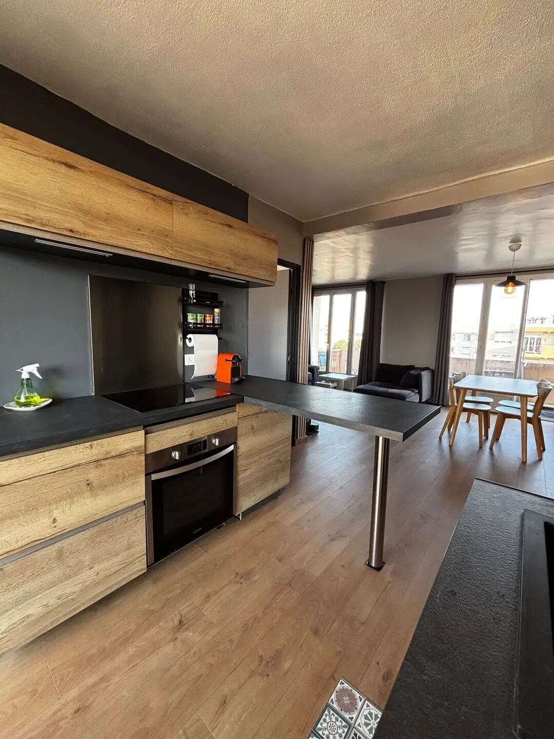 Appartement à louer, 60m², Nîmes