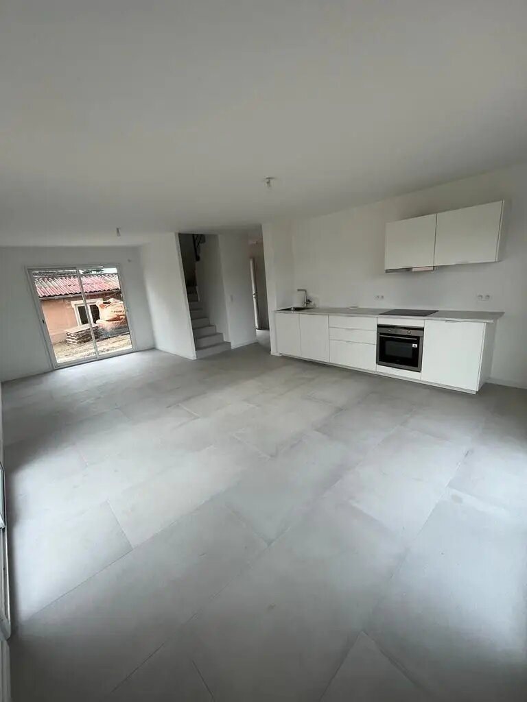 Maison à louer, 115m², Saint-Didier-de-Formans