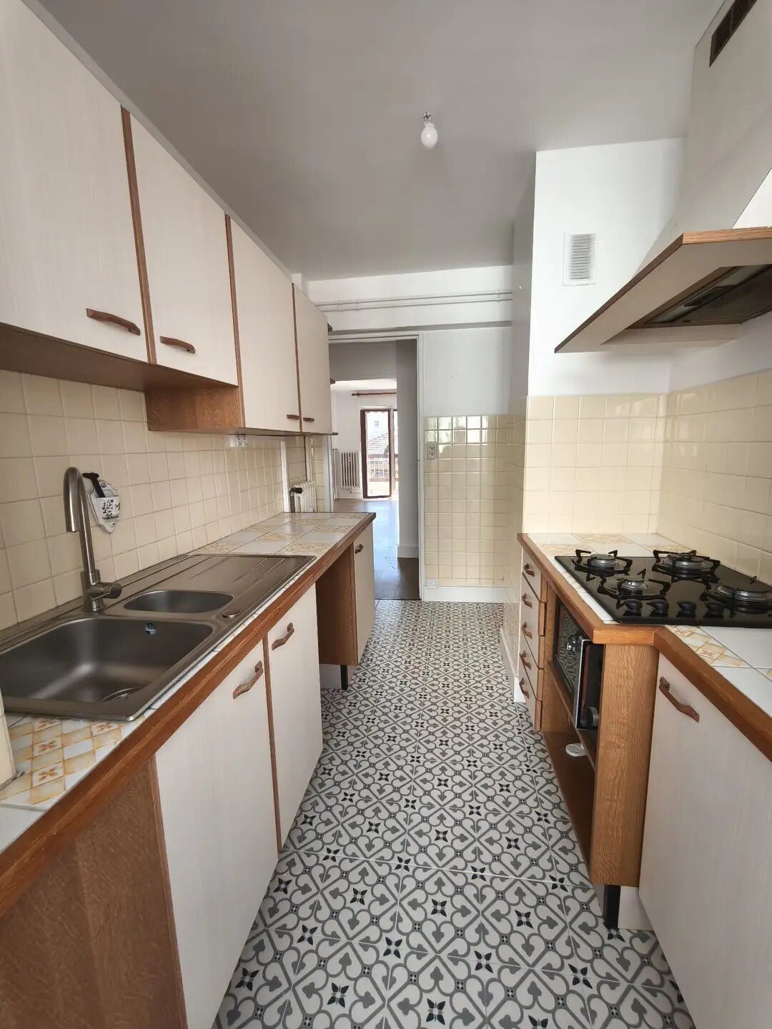 Appartement à louer, 60m², Hyères