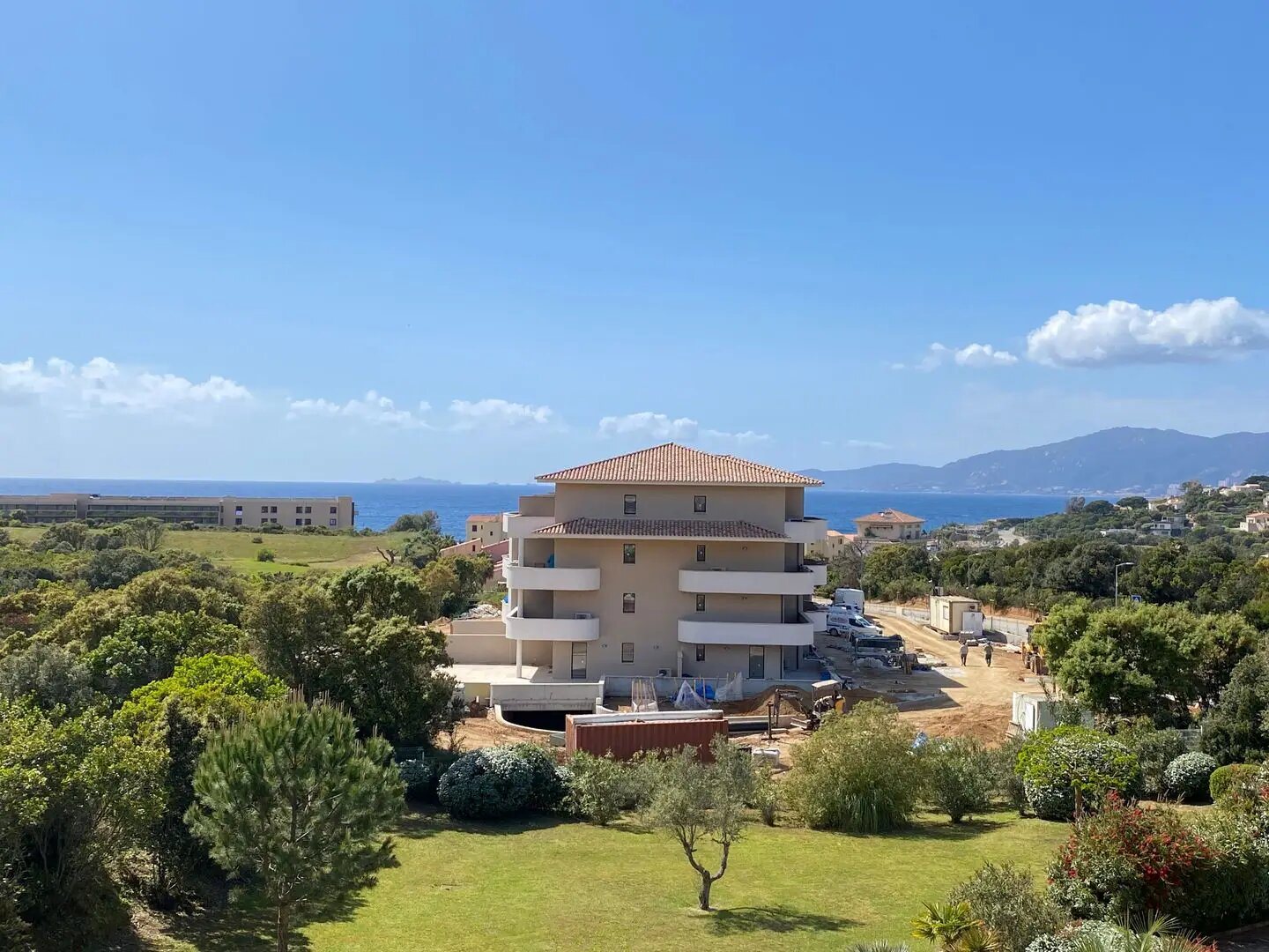 Appartement à louer, 94m², Albitreccia