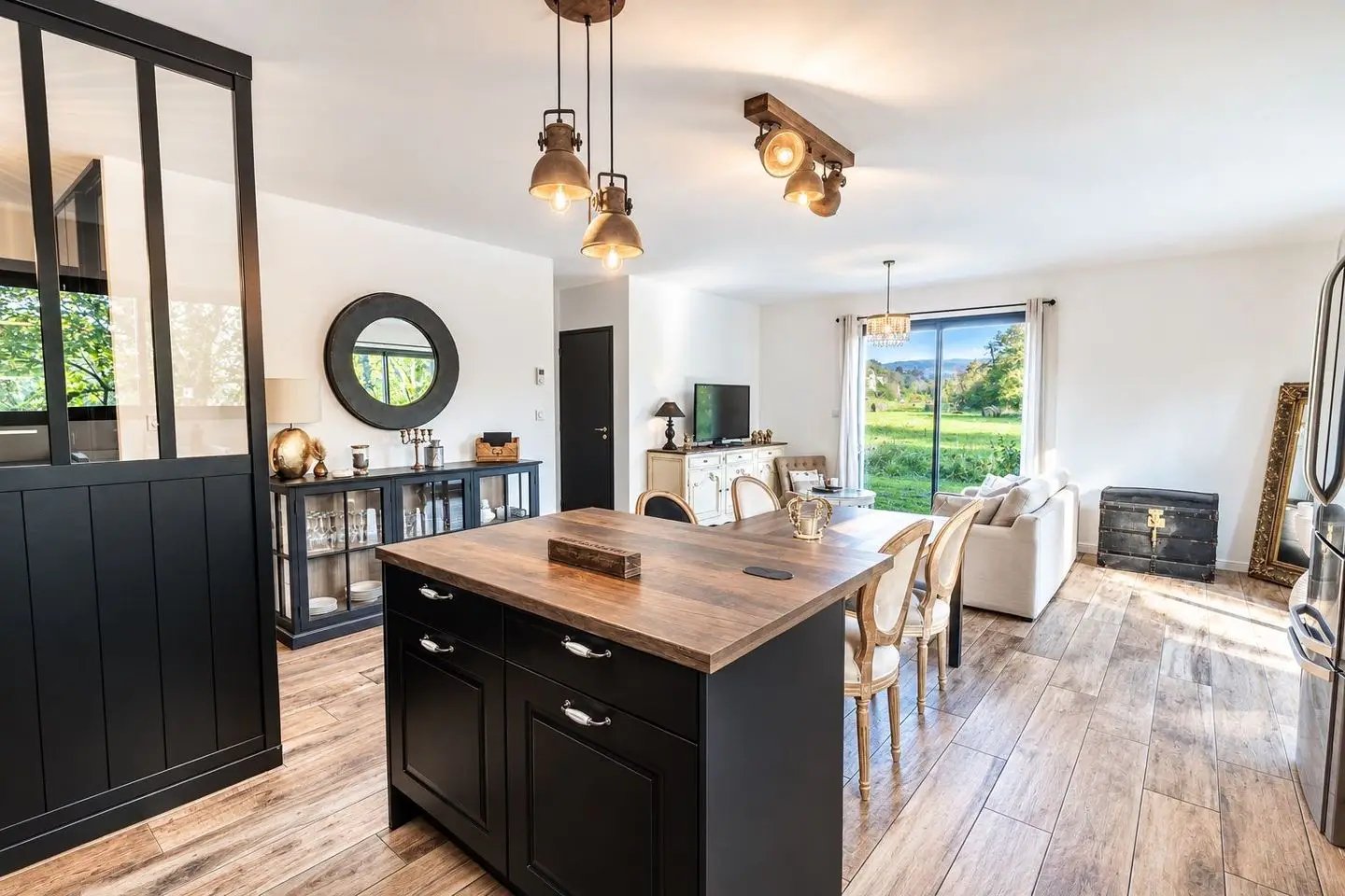 Maison à vendre, 94m², Neuville-sur-Ain