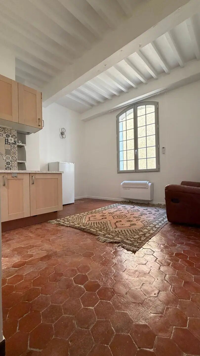 Appartement à louer, 25m², Riez