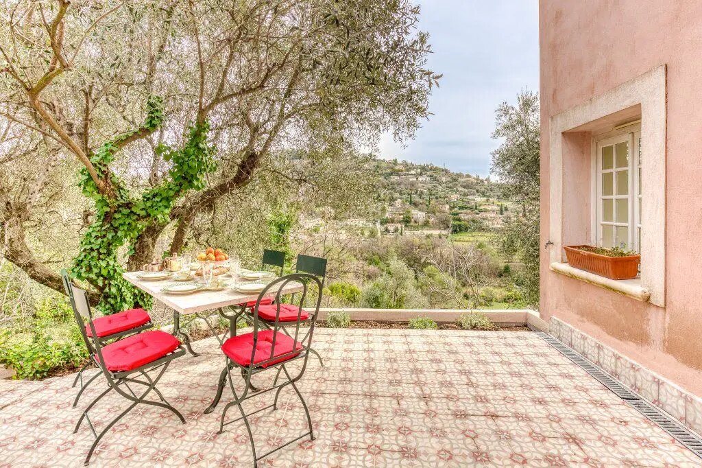 Maison à louer, 478m², Grasse