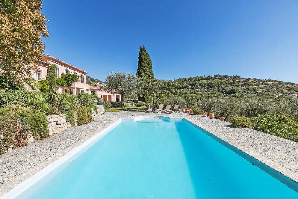 Maison à louer, 478m², Grasse
