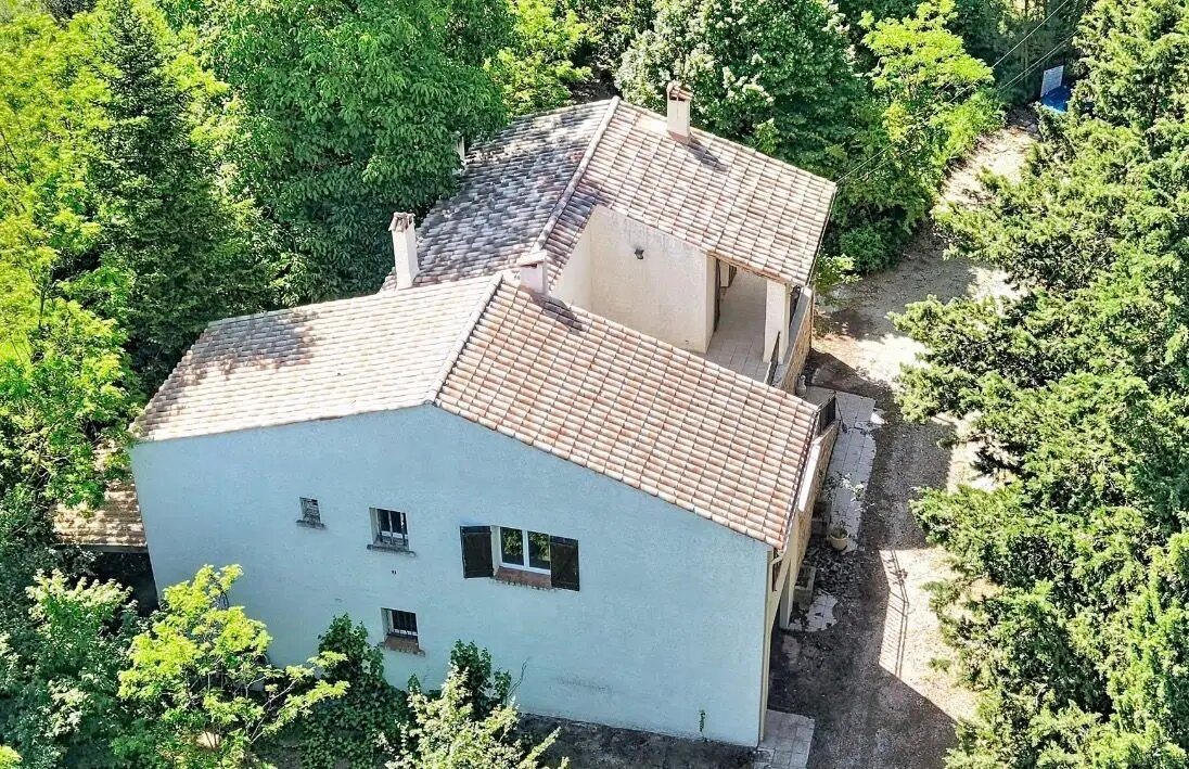 Maison à vendre, 170m², Montmeyan