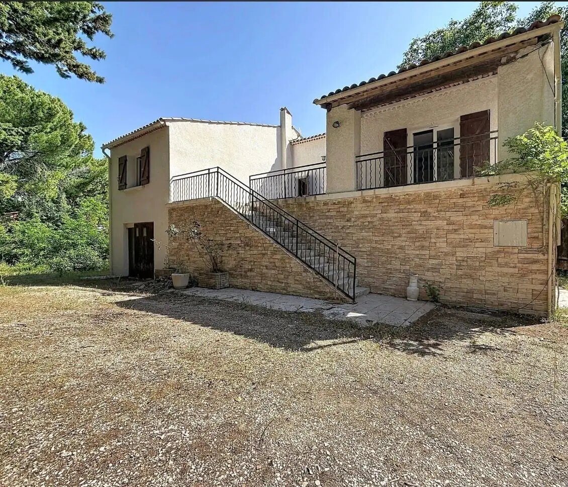 Maison à vendre, 170m², Montmeyan