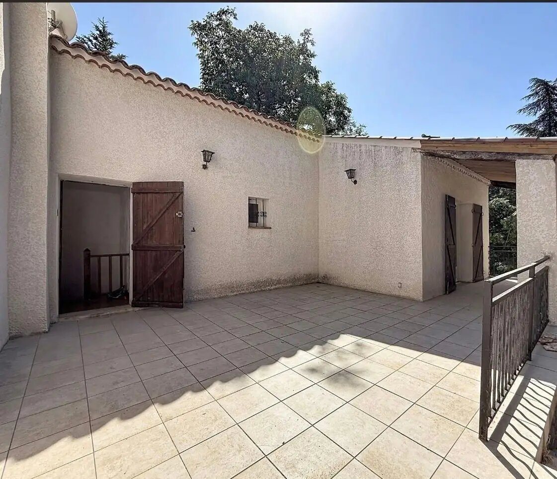 Maison à vendre, 170m², Montmeyan