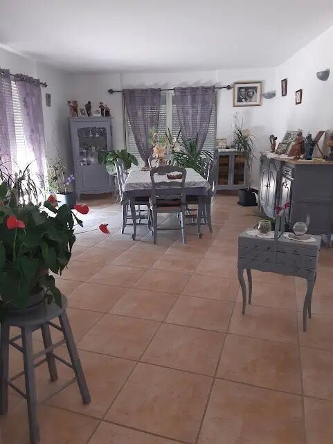 Maison à louer, 120m², Garéoult