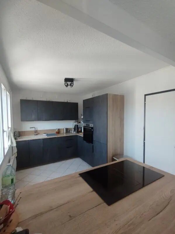 Appartement à vendre, 87m², Saint-Max