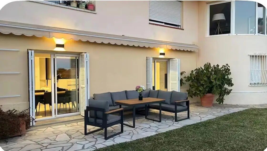 Appartement à louer, 100m², Èze