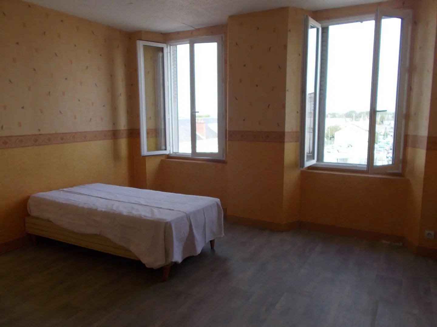 Appartement à louer, 42m², La Loupe