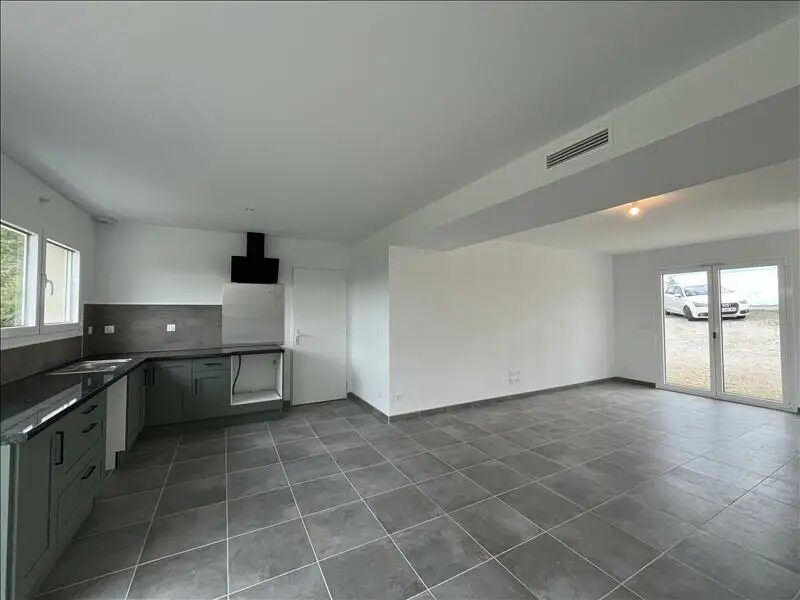 Maison à louer, 91m², Montesquieu