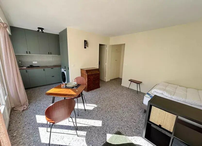 Appartement à louer, 28m², Paris 17ème