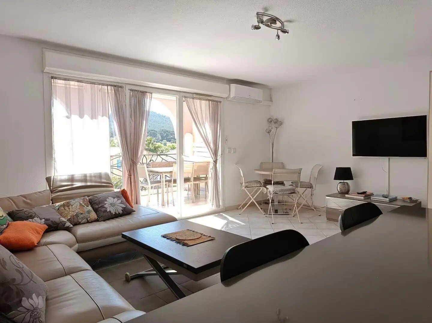 Appartement à louer, 60m², Saint-Cyr-sur-Mer