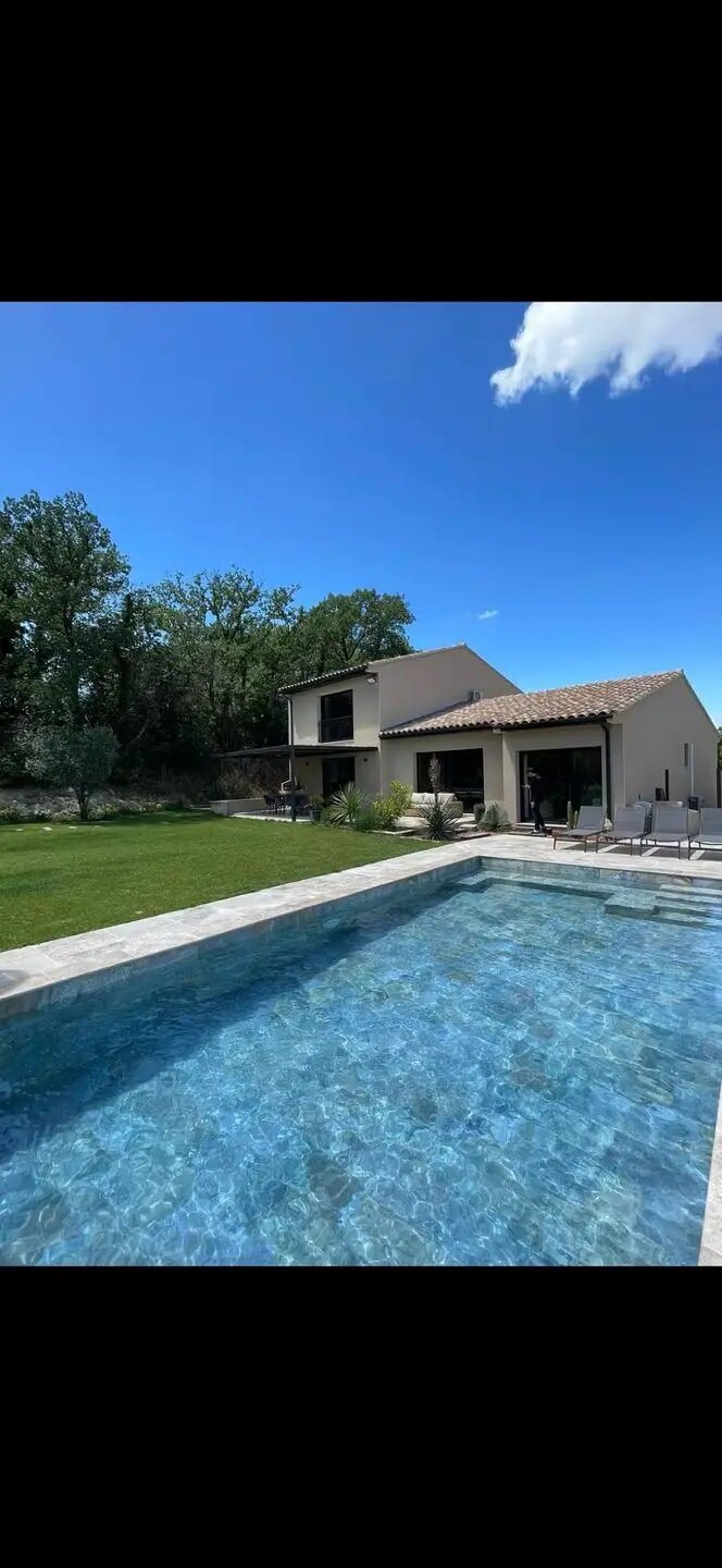 Maison à louer, 200m², Carpentras