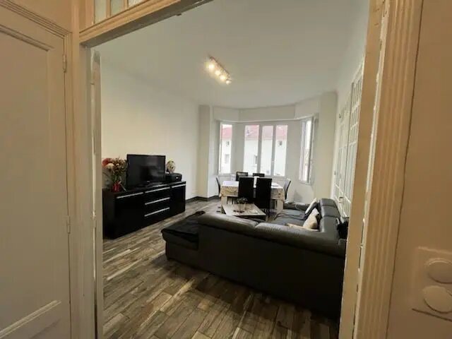 Appartement à louer, 84m², Orange