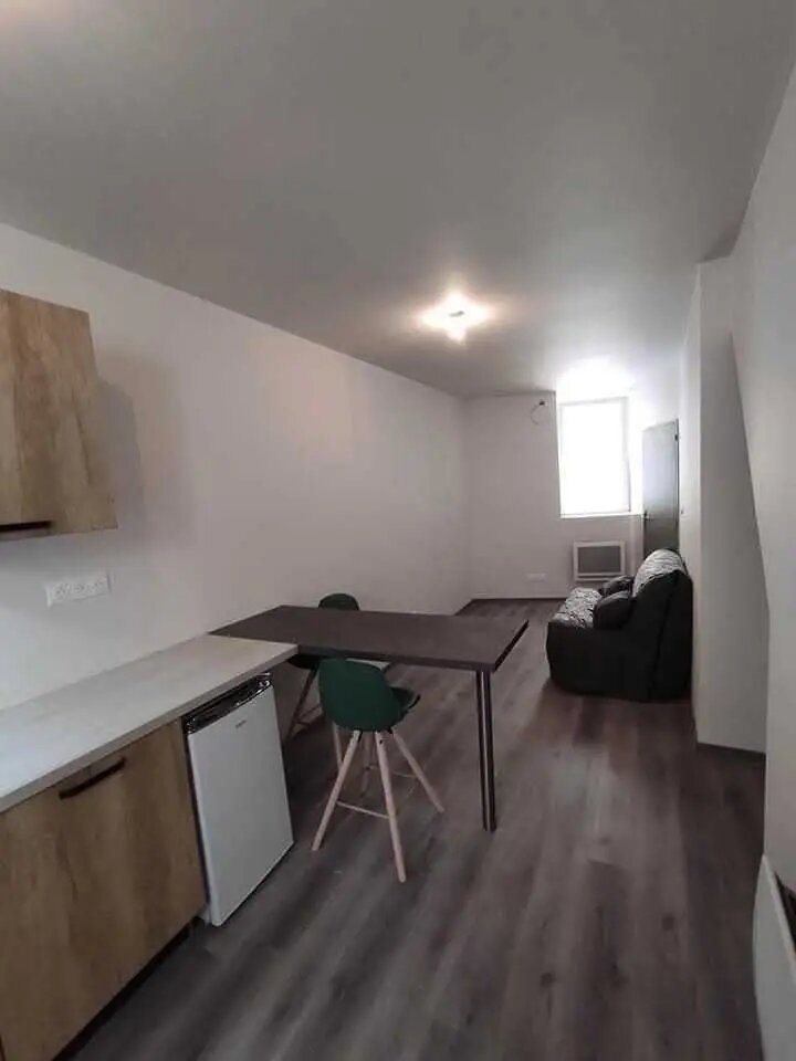Appartement à louer, 19m², Lons-le-Saunier