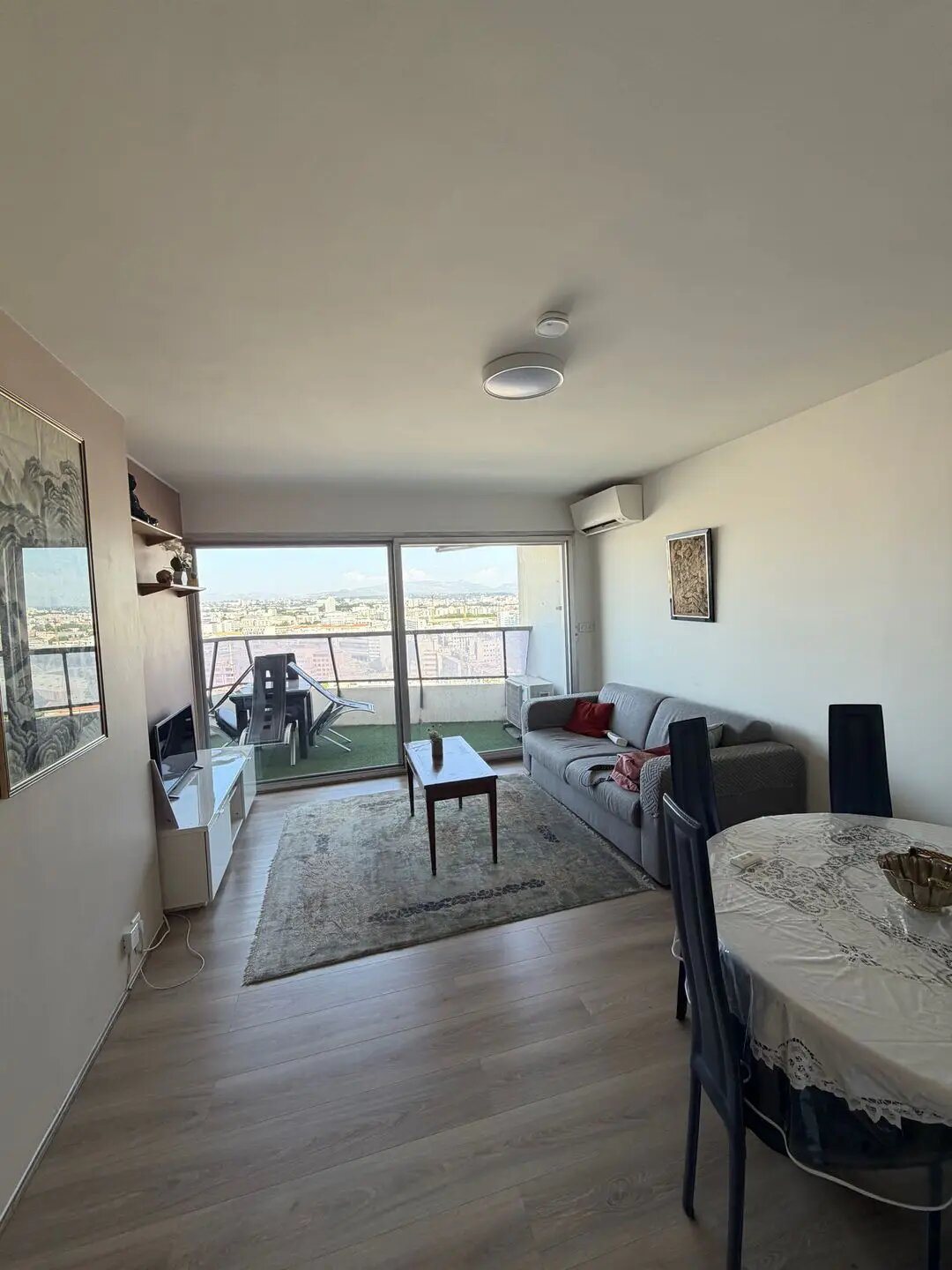 Appartement à louer, 48m², Marseille 8ème