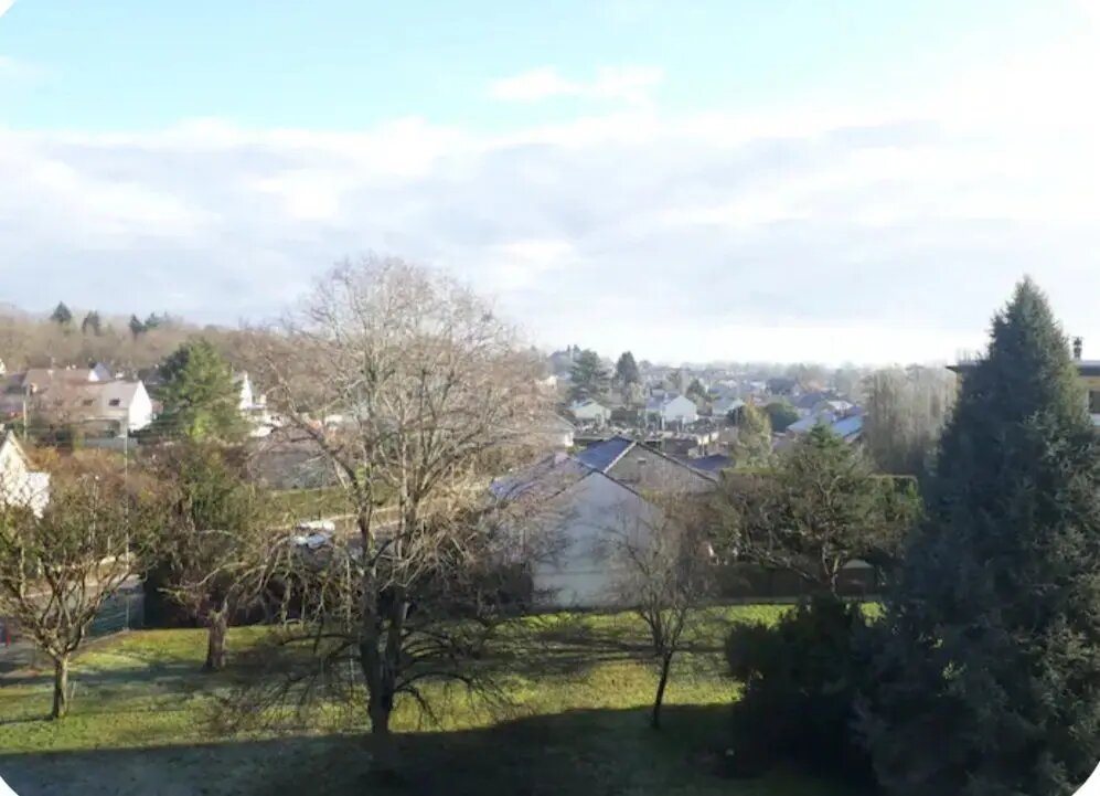 Appartement à vendre, 72m², Bruyères-le-Châtel