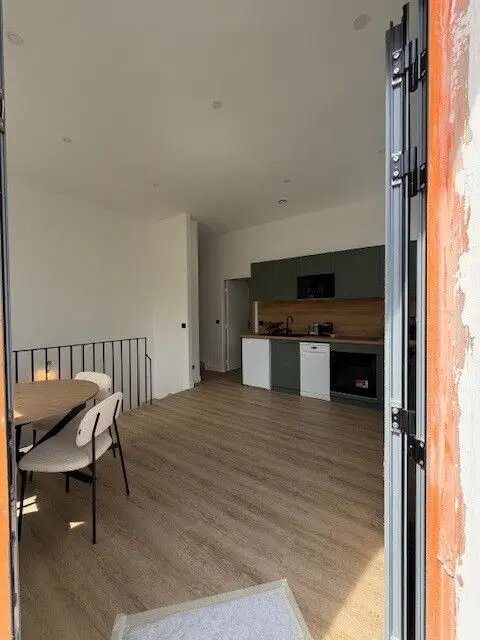 Appartement à louer, 60m², Suresnes