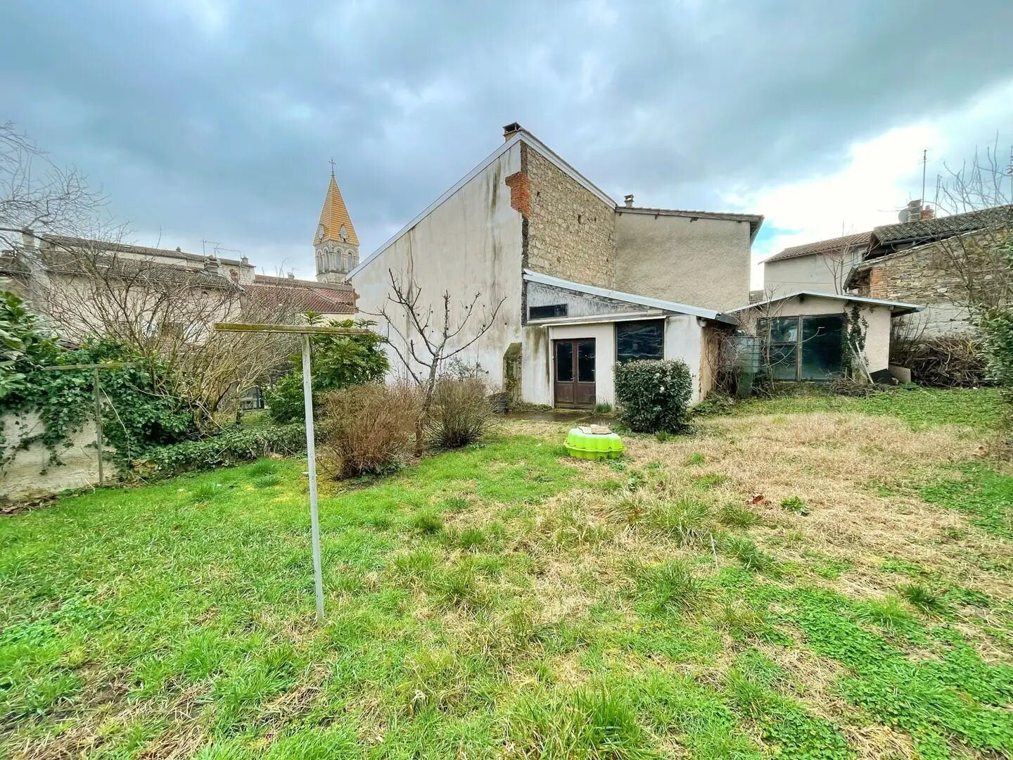 Maison à vendre, 175m², Orliénas