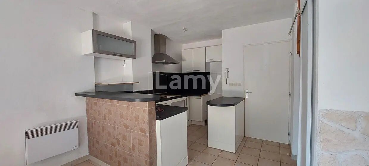 Maison à louer, 61m², Anduze