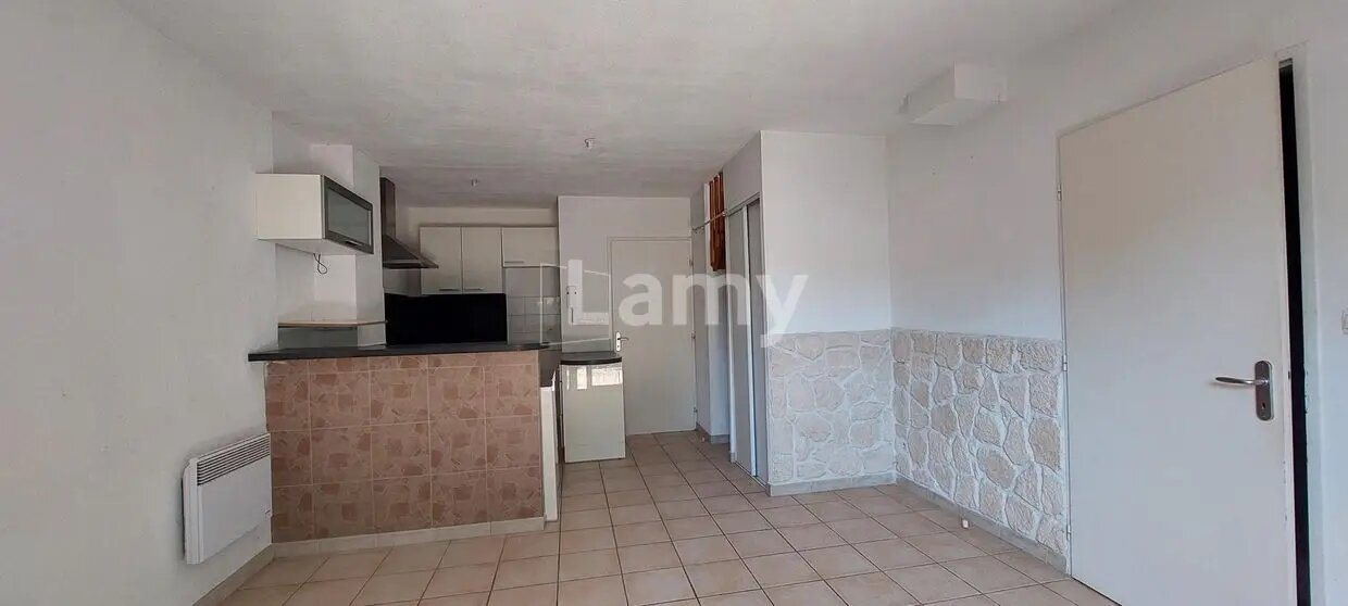 Maison à louer, 61m², Anduze