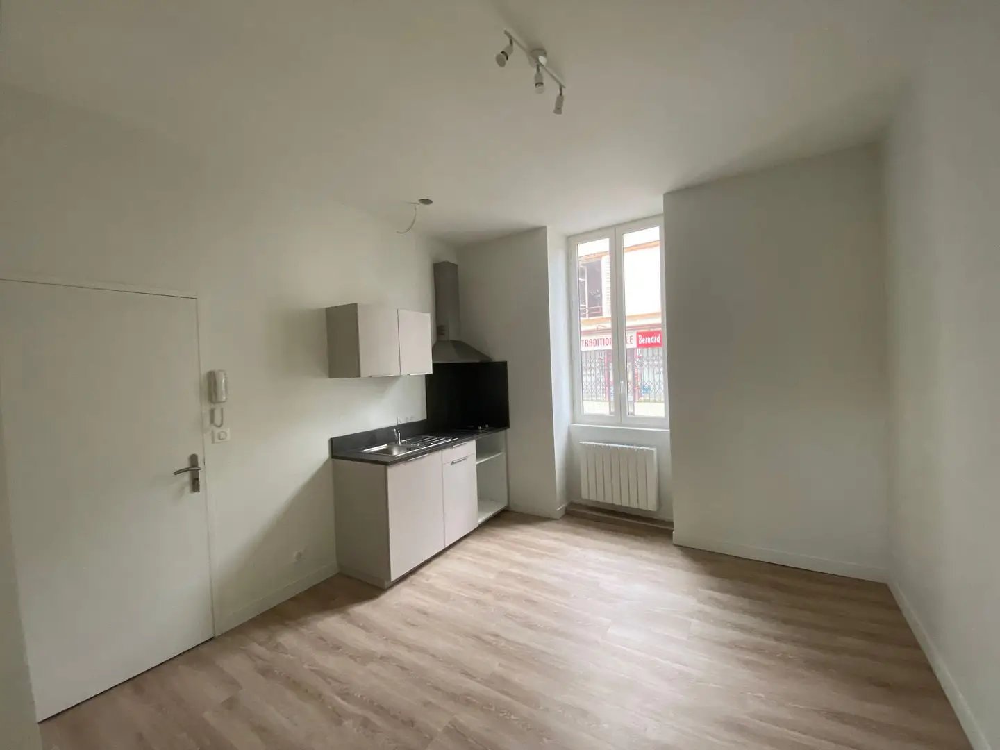 Appartement à louer, 25m², Brive-la-Gaillarde