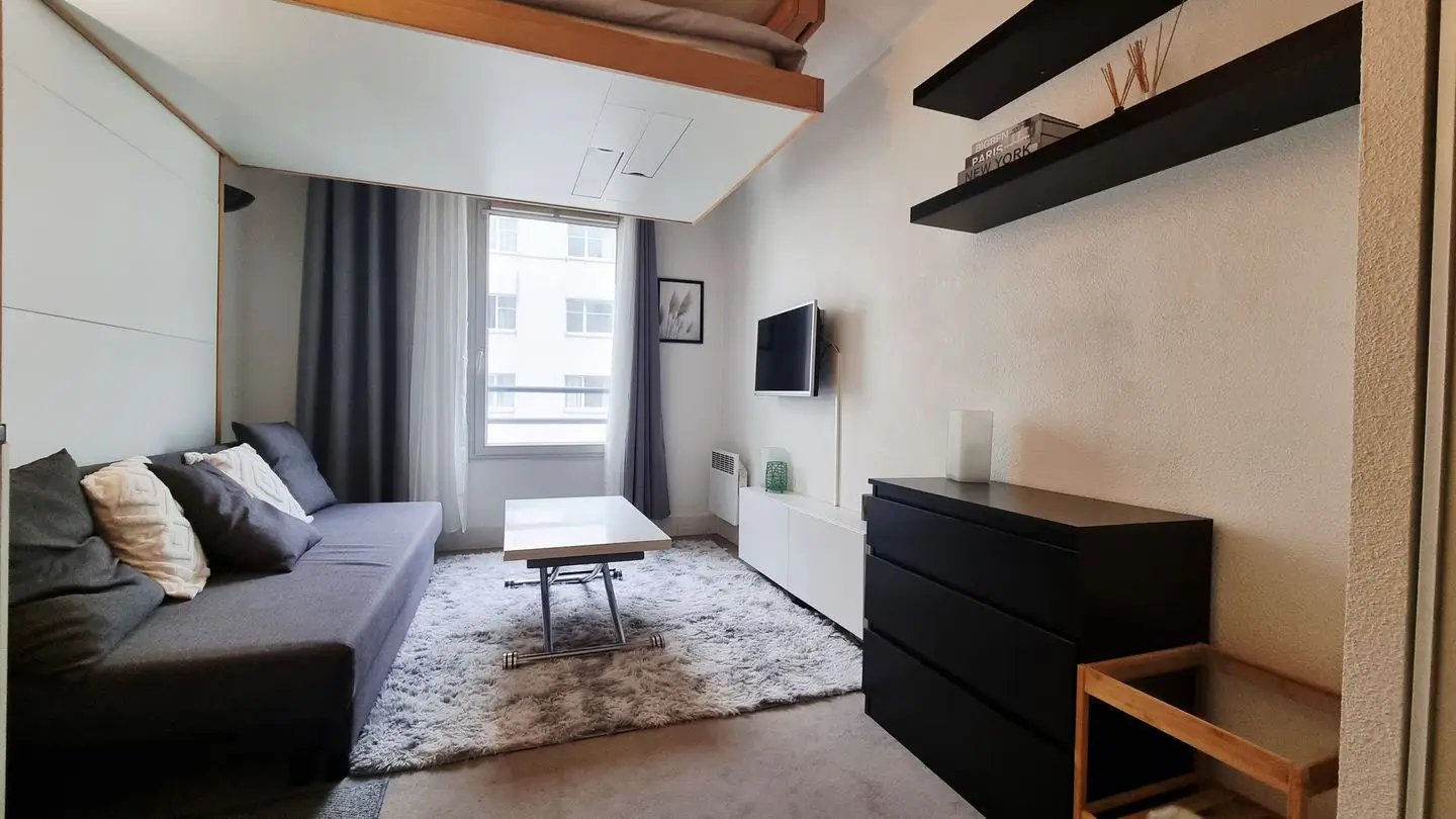 Appartement à louer, 17m², Courbevoie