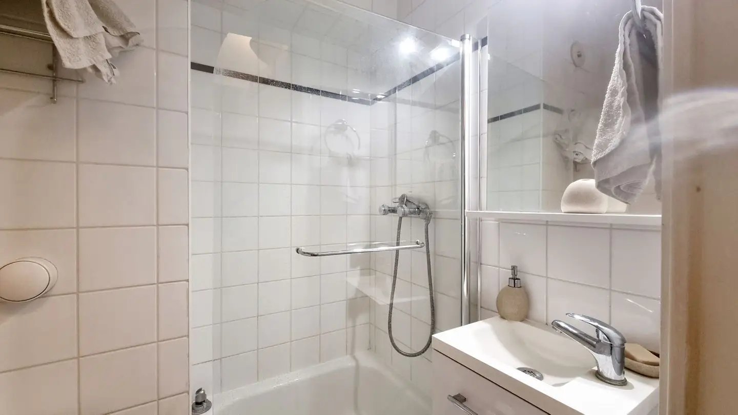 Appartement à louer, 17m², Courbevoie