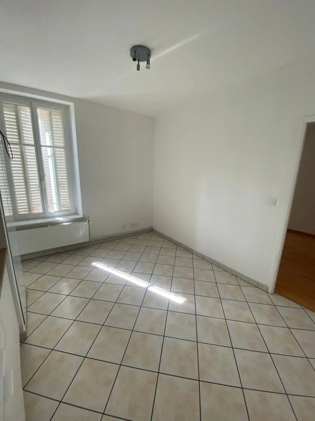 Appartement à louer, 30m², Saint-Max
