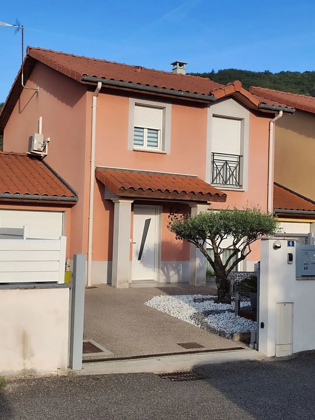 Maison à vendre, 92m², Beauchastel