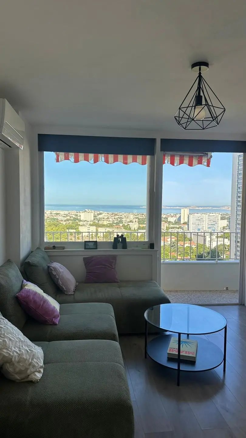 Appartement à louer, 40m², Marseille 9ème