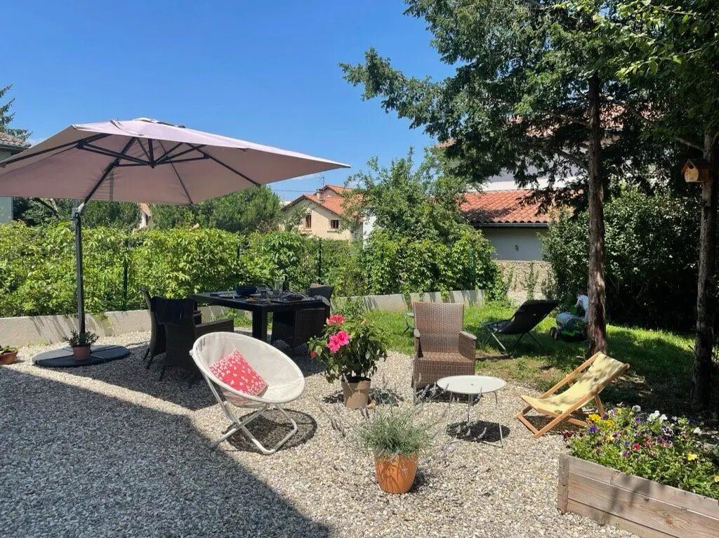 Appartement à louer, 70m², Bron