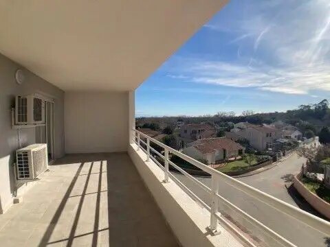 Appartement à louer, 46m², Penta-di-Casinca