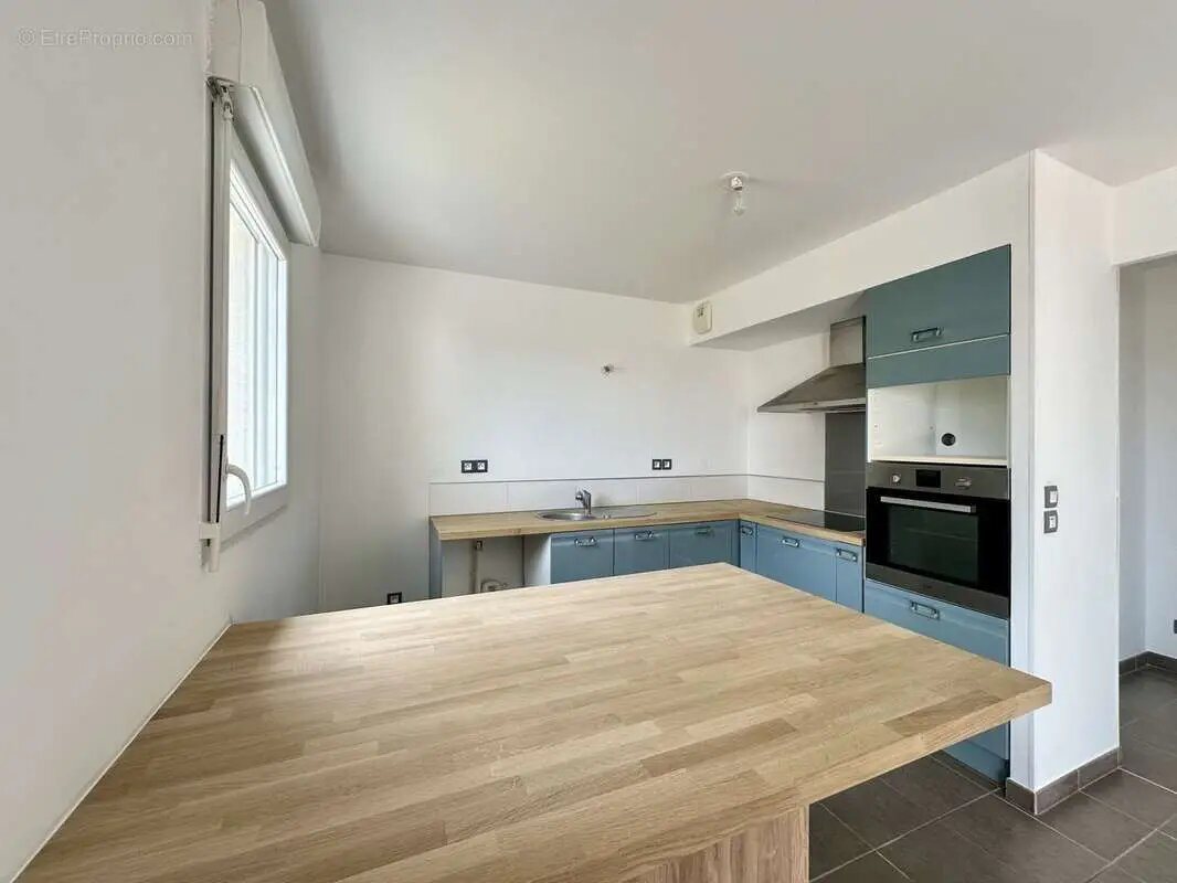 Appartement à louer, 43m², Martigues