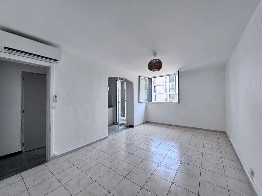 Appartement à louer, 55m², Bastia
