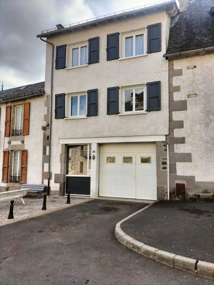 Maison à vendre, 130m², Thiézac