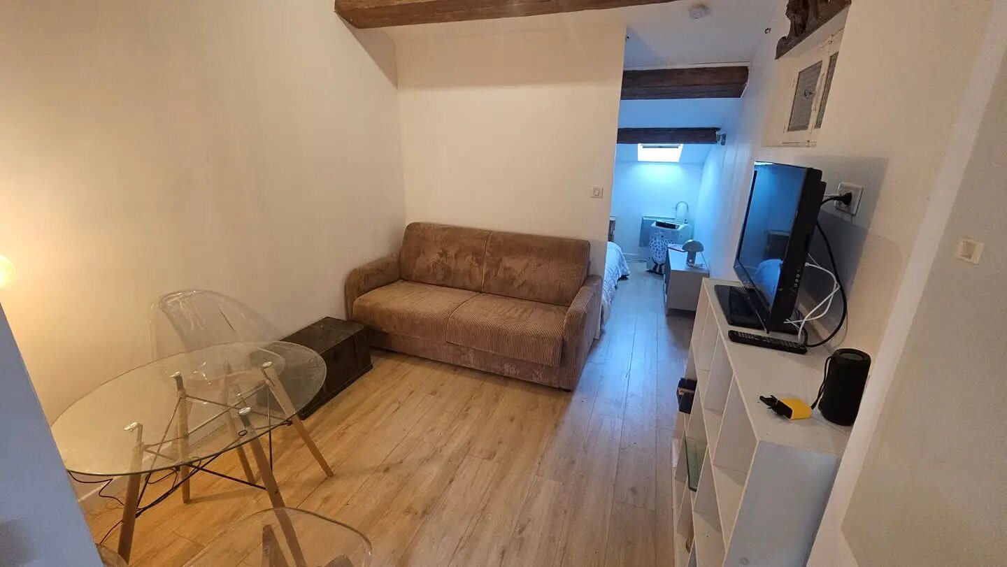 Appartement à louer, 17m², Sète